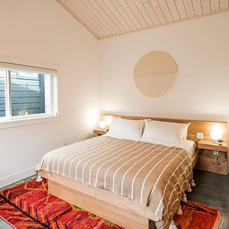 Longboard Studio Includes King Bed And Kitchenette Стинсон-Бич Экстерьер фото