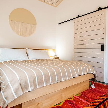Longboard Studio Includes King Bed And Kitchenette Стинсон-Бич Экстерьер фото