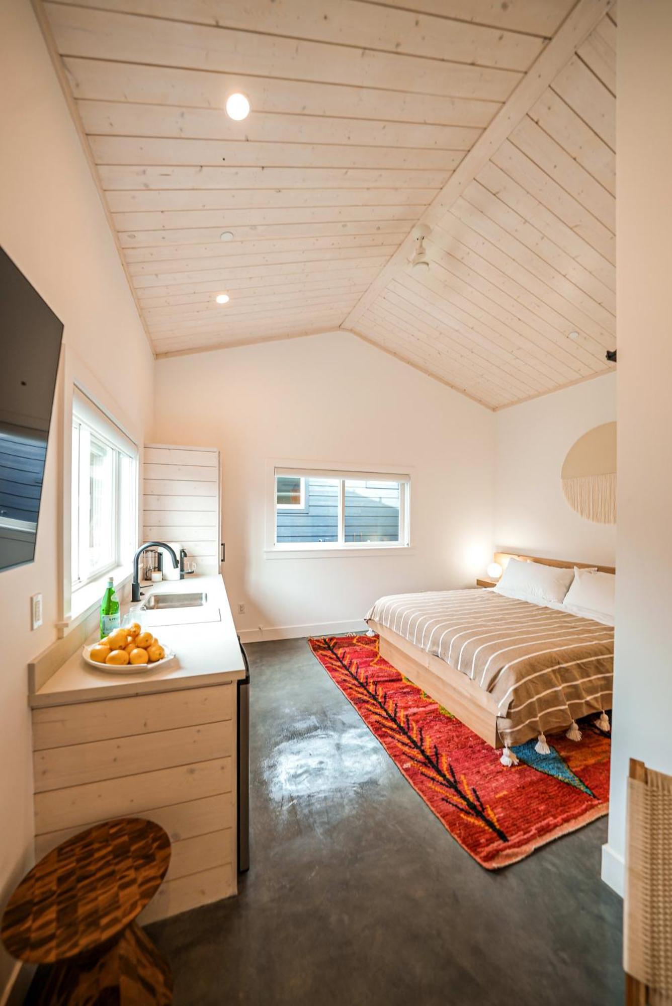Longboard Studio Includes King Bed And Kitchenette Стинсон-Бич Экстерьер фото