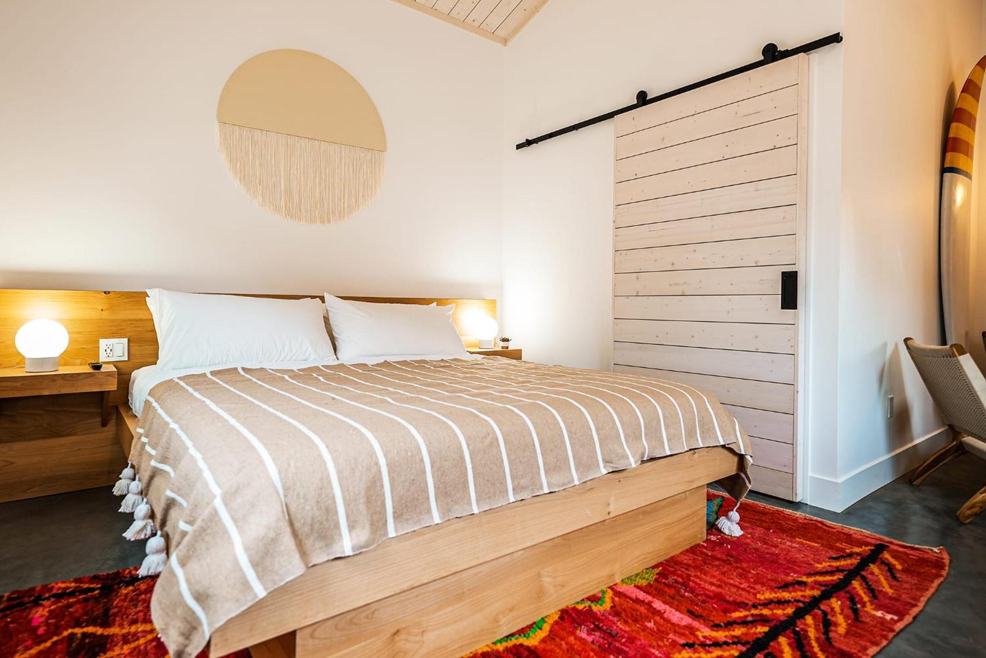 Longboard Studio Includes King Bed And Kitchenette Стинсон-Бич Экстерьер фото